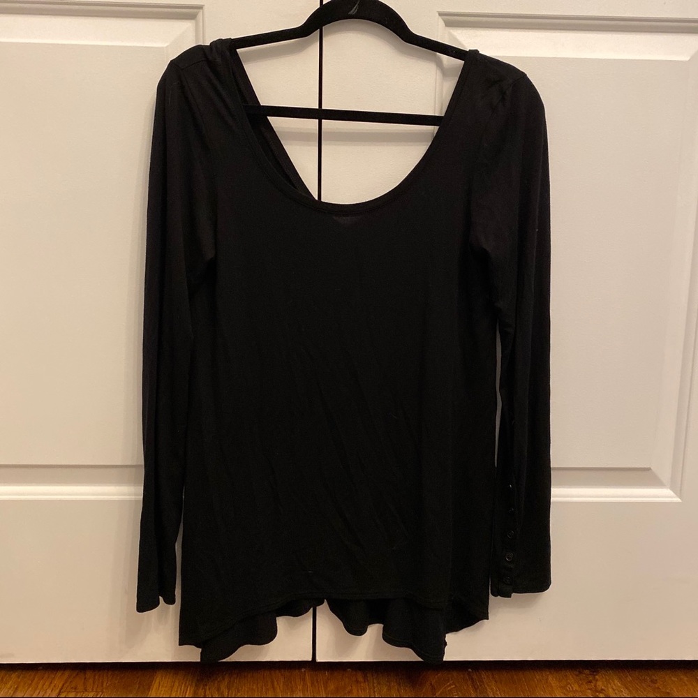 Feel The Piece Black Long Sleeve Top V Back